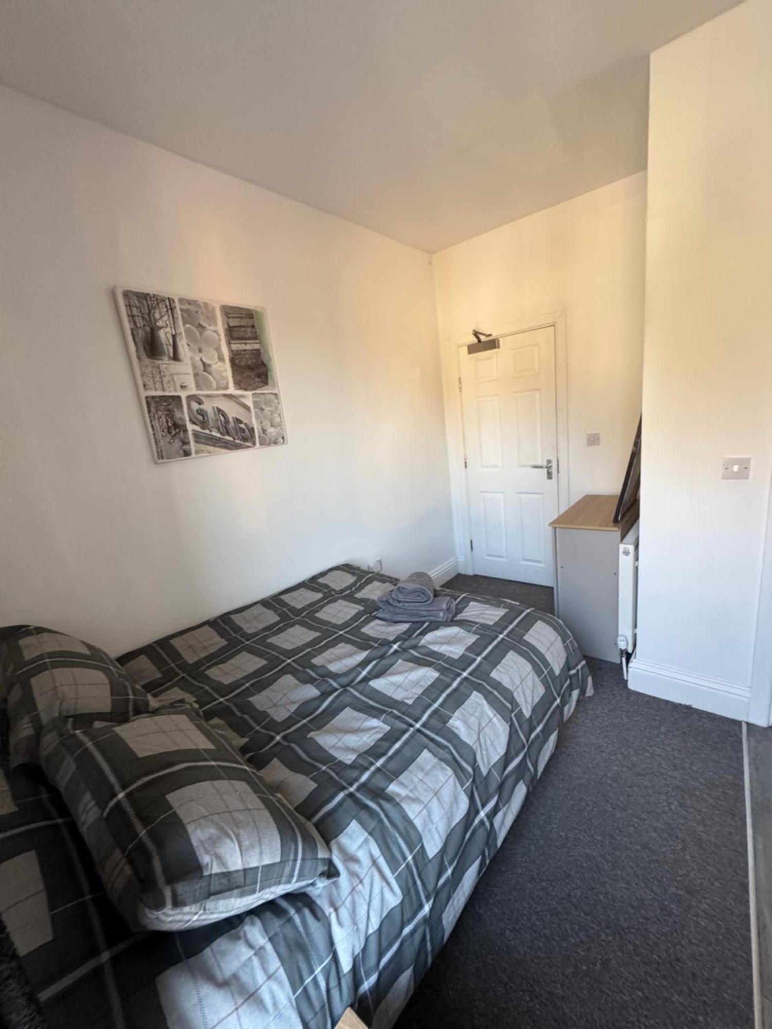 Yps Studio 3 Peterborough Eksteriør billede